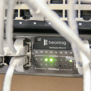 Beontag Steelwave Micro II NFC | Etiqueta NFC compacta y resistente